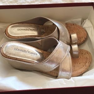 Brand New Donald Pliner Silver Sandals Size 6